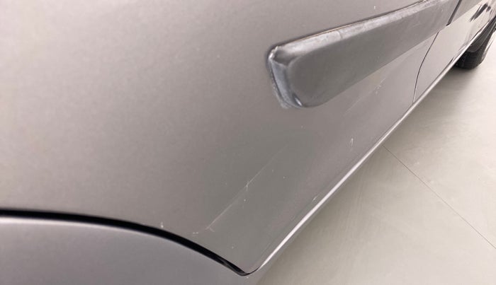 2014 Maruti Swift VDI ABS, Diesel, Manual, 75,549 km, Right rear door - Slightly dented