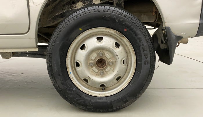 2011 Maruti Eeco 5 STR WITH A/C+HTR, Petrol, Manual, 36,244 km, Left Rear Wheel