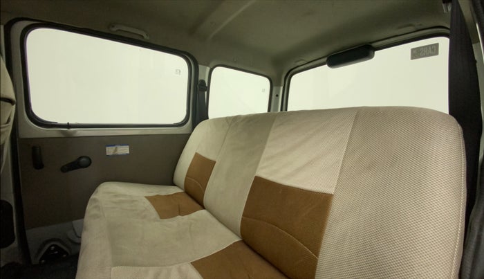 2011 Maruti Eeco 5 STR WITH A/C+HTR, Petrol, Manual, 36,244 km, Right Side Rear Door Cabin