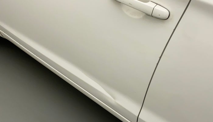 2011 Hyundai i20 SPORTZ 1.2, Petrol, Manual, 47,039 km, Front passenger door - Slightly dented