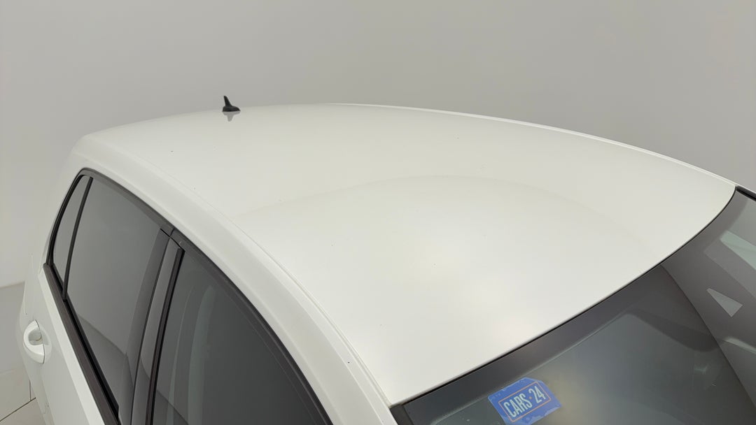 2017 Volkswagen Golf 110 Tsi Comfortline, Automatic, 50240 km, Roof/Sunroof View