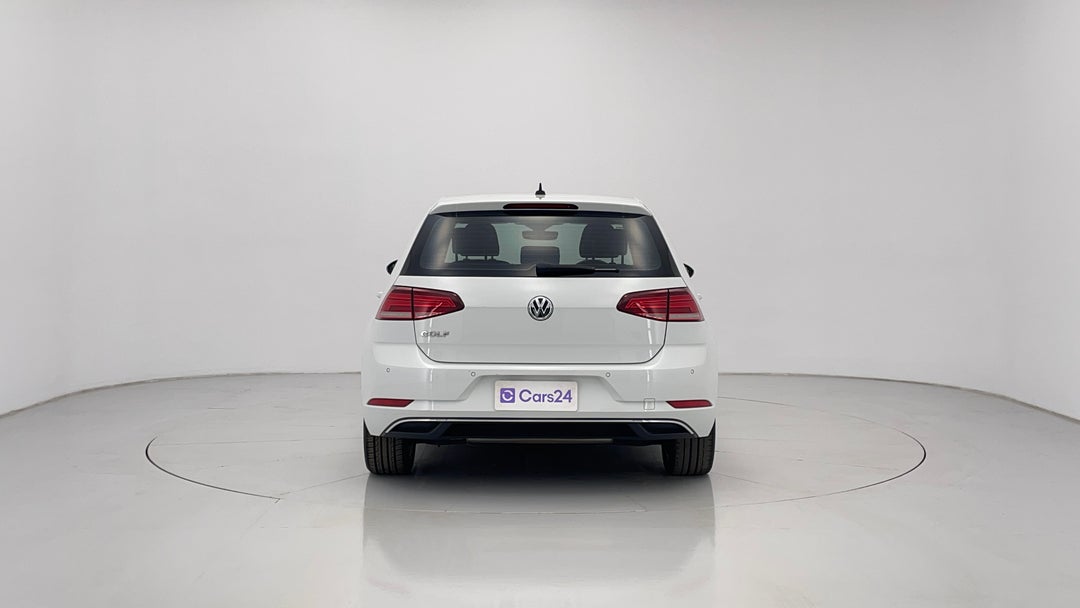 2017 Volkswagen Golf 110 Tsi Comfortline, Automatic, 50240 km, Back/Rear View
