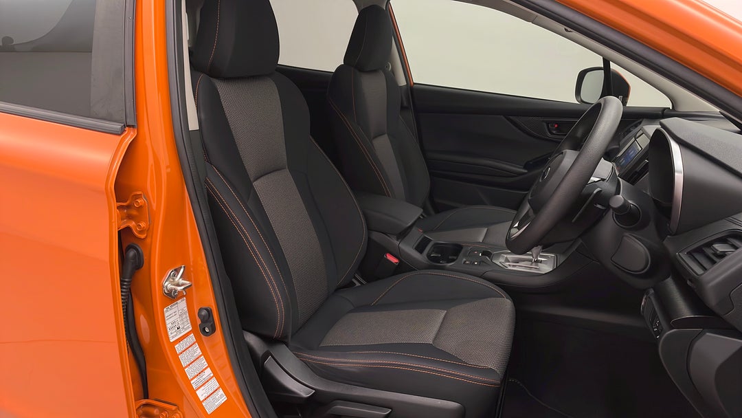 2018 Subaru XV 2.0i, Automatic, 35029 km, Right Side Front Door Cabin View
