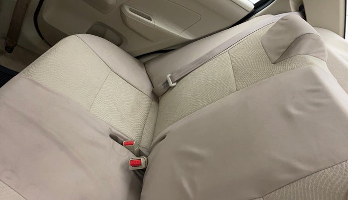 2012 Maruti Swift Dzire LXI, Petrol, Manual, 60,278 km, Second-row right seat - Cover slightly stained
