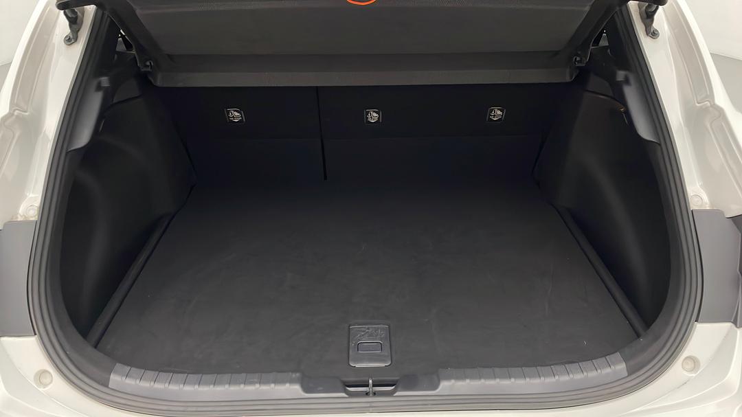 2018 Toyota Corolla Ascent Sport, Automatic, 16971 km, Boot Inside View