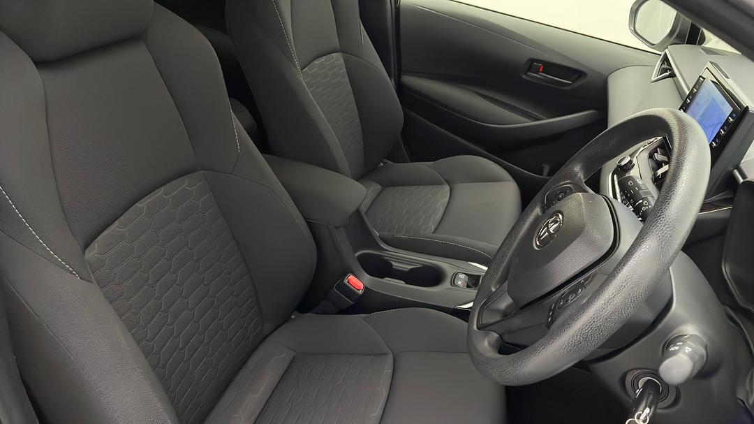 2018 Toyota Corolla Ascent Sport, Automatic, 16971 km, Right Side Front Door Cabin View