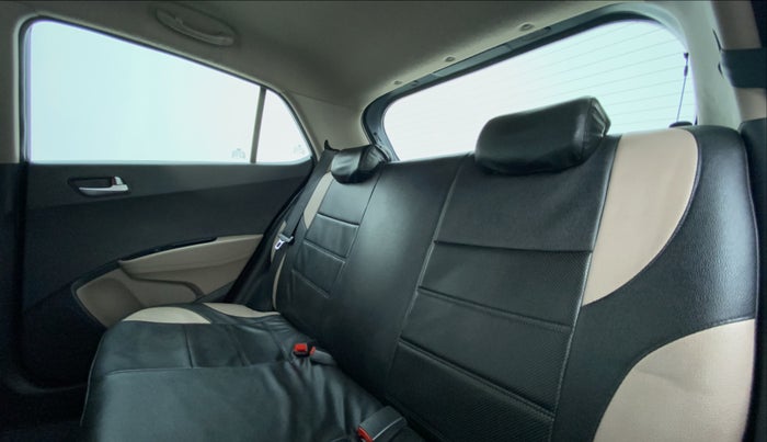 2015 Hyundai Grand i10 ASTA 1.2 KAPPA VTVT, Petrol, Manual, 87,072 km, Right Side Rear Door Cabin