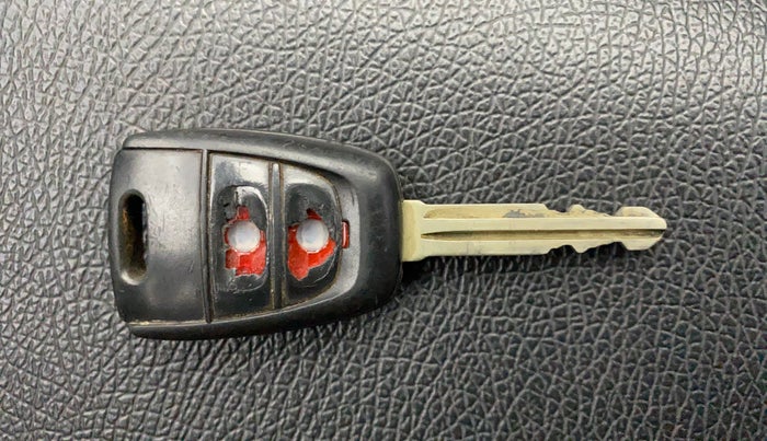 2016 Hyundai Grand i10 SPORTZ 1.2 KAPPA VTVT, Petrol, Manual, 42,777 km, Lock system - Remote key not functional
