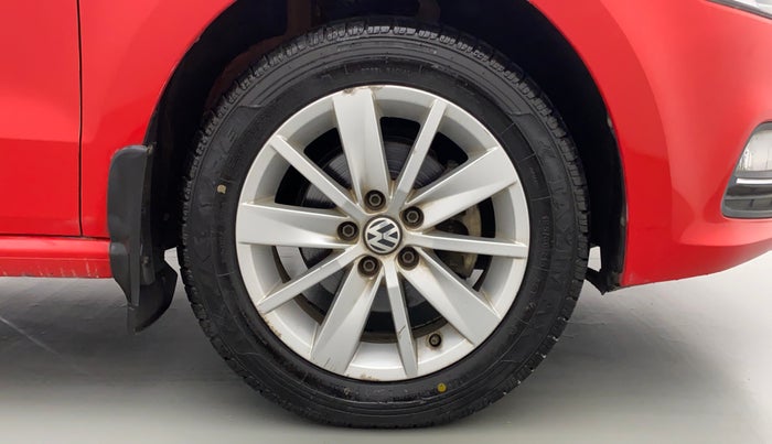 2015 Volkswagen Polo HIGHLINE1.5L DIESEL, Diesel, Manual, 87,811 km, Right Front Wheel