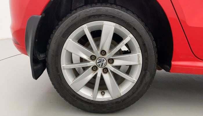 2015 Volkswagen Polo HIGHLINE1.5L DIESEL, Diesel, Manual, 87,811 km, Right Rear Wheel