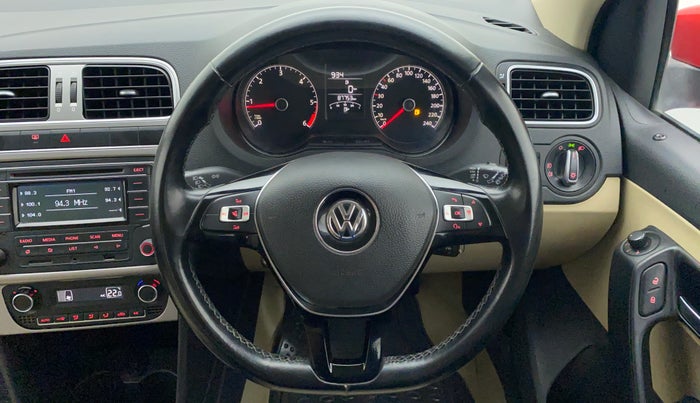 2015 Volkswagen Polo HIGHLINE1.5L DIESEL, Diesel, Manual, 87,811 km, Steering Wheel Close Up