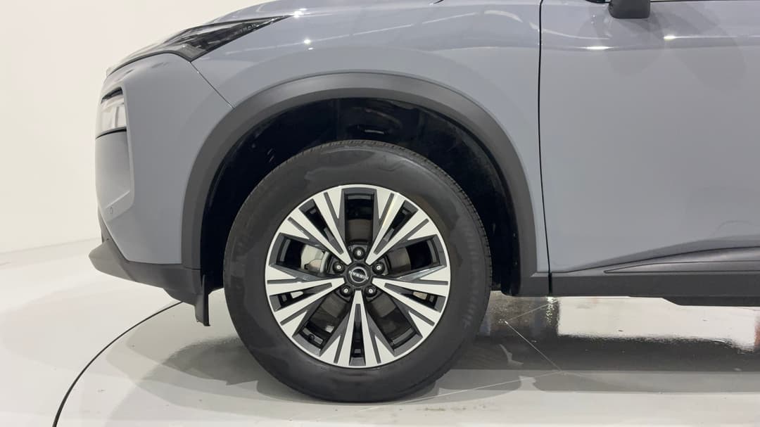 2024 Nissan X-trail St-l (2WD), Automatic, 20698 km, Left Front Wheel