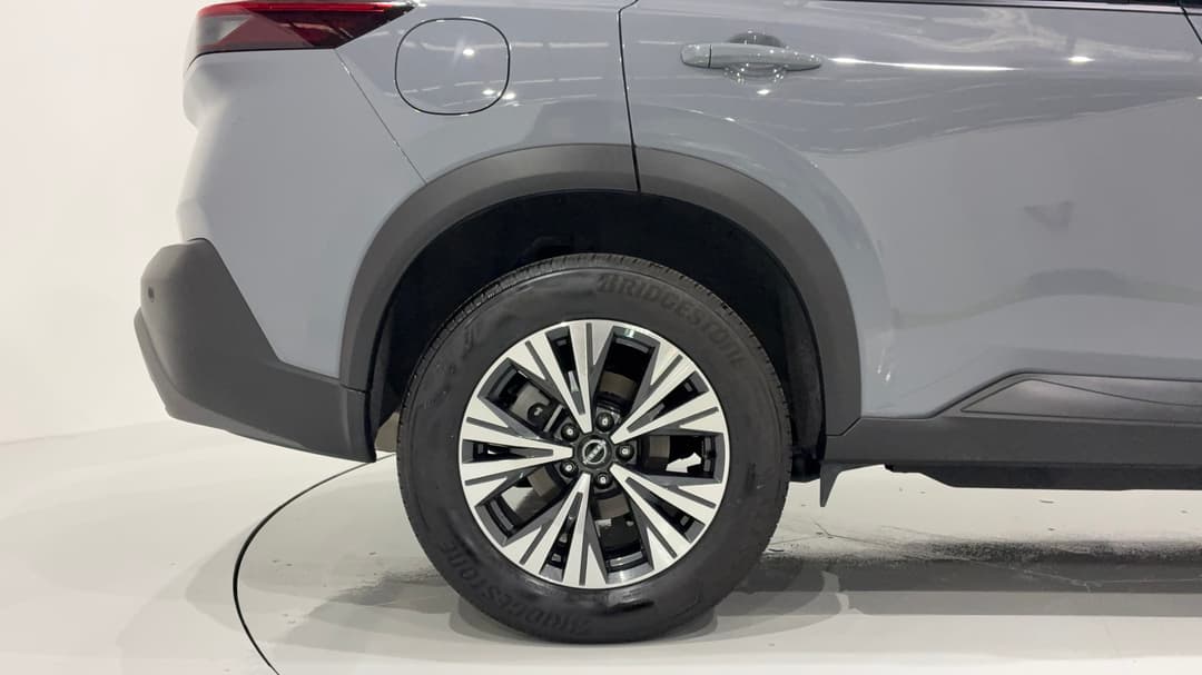 2024 Nissan X-trail St-l (2WD), Automatic, 20698 km, Right Rear Wheel