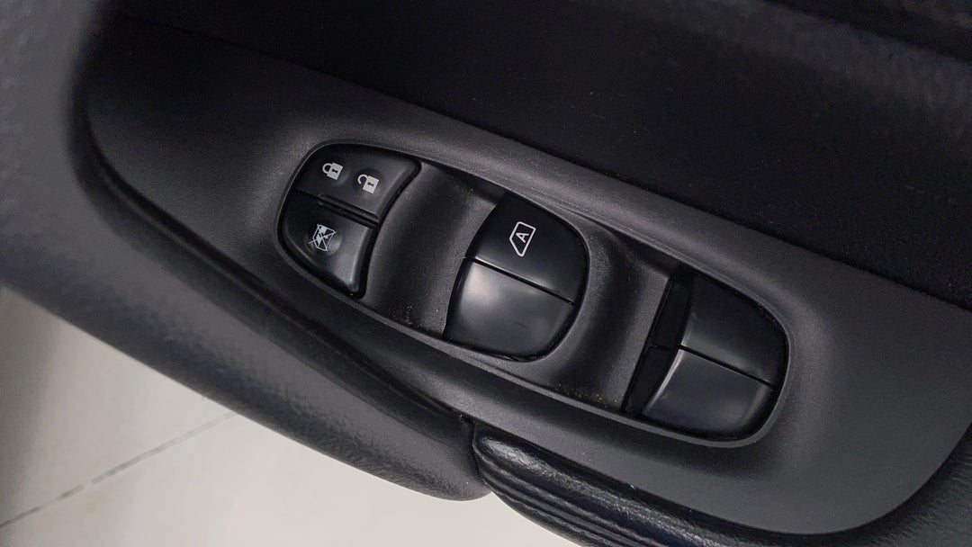 Drivers Side Door Panel Controls