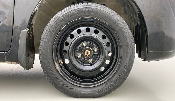 2012 Maruti Wagon R 1.0 VXI, Petrol, Manual, 72,371 km, Right Front Wheel