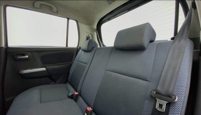 2012 Maruti Wagon R 1.0 VXI, Petrol, Manual, 72,371 km, Right Side Rear Door Cabin