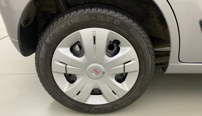 2013 Maruti Wagon R 1.0 VXI, Petrol, Manual, 64,909 km, Right Rear Wheel