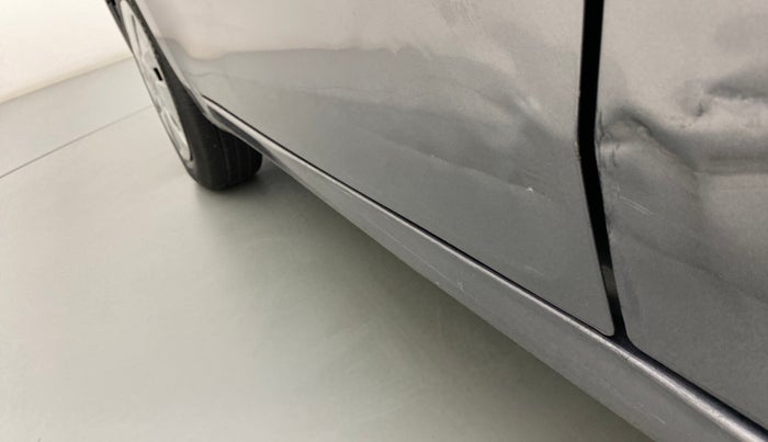 2019 Maruti Celerio VXI (O) CNG, CNG, Manual, 1,03,938 km, Front passenger door - Slightly dented