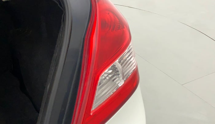 2013 Maruti Swift Dzire VDI, Diesel, Manual, 26,816 km, Right tail light - Reverse gear light not functional