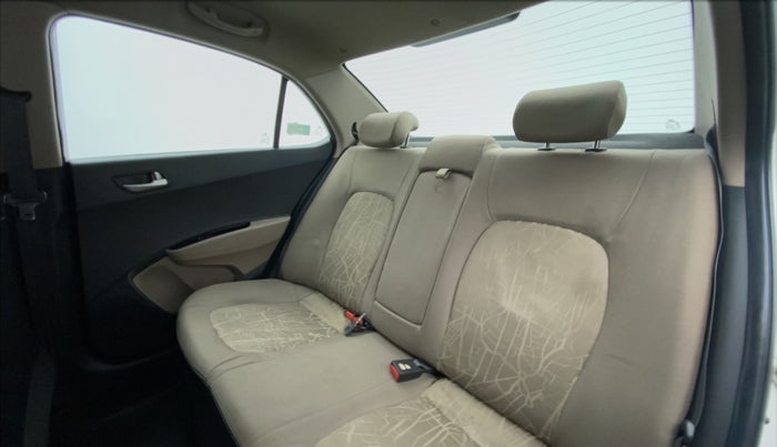 2014 Hyundai Xcent S 1.2, Petrol, Manual, 62,062 km, Right Side Rear Door Cabin