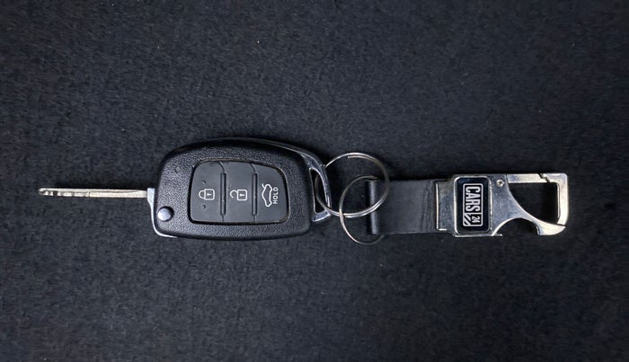 2014 Hyundai Xcent S 1.2, Petrol, Manual, 62,062 km, Key Close Up