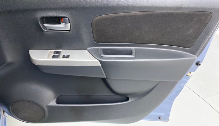 2012 Maruti Wagon R 1.0 LXI CNG, CNG, Manual, 88,222 km, Driver Side Door Panels Control