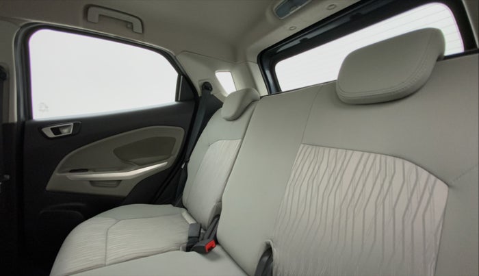 2016 Ford Ecosport 1.5 TITANIUM TI VCT, Petrol, Manual, 28,620 km, Right Side Rear Door Cabin
