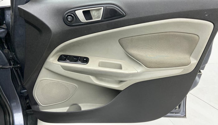 2016 Ford Ecosport 1.5 TITANIUM TI VCT, Petrol, Manual, 28,620 km, Driver Side Door Panels Control