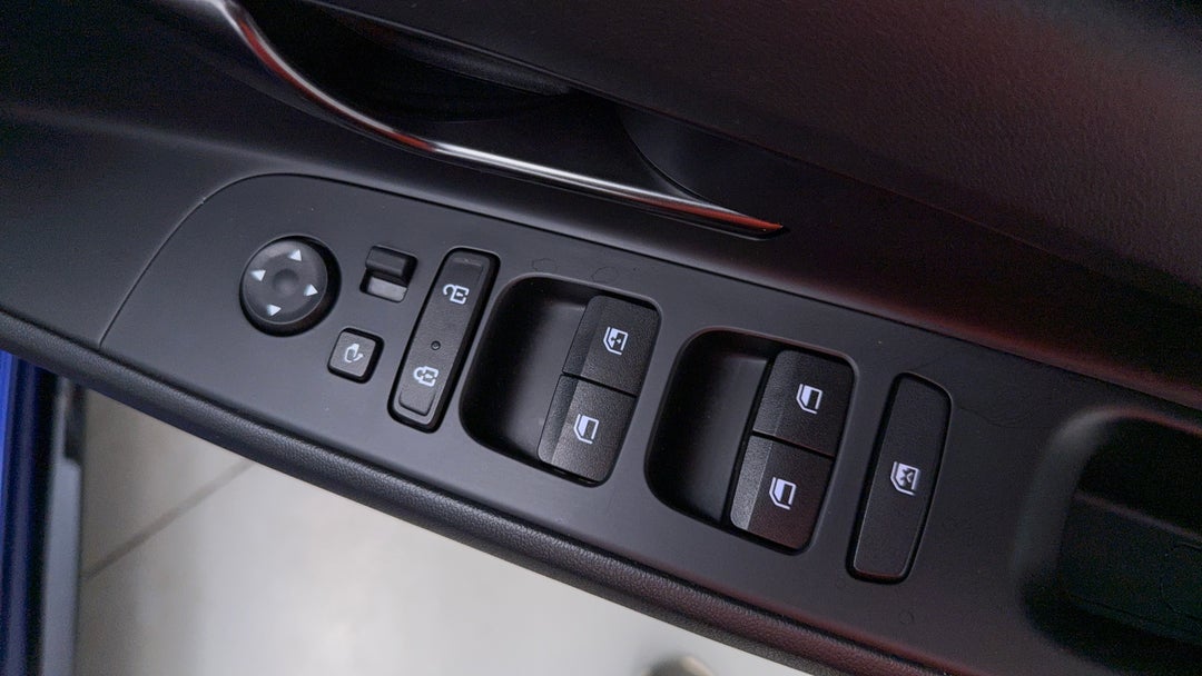 Drivers Side Door Panel Controls