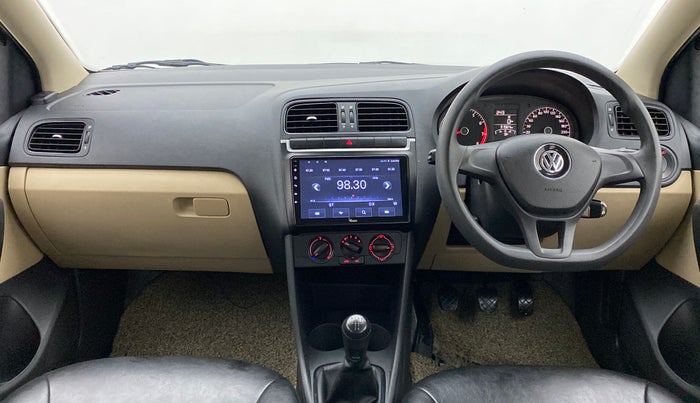 2017 Volkswagen Ameo COMFORTLINE 1.2, Petrol, Manual, 31,597 km, Dashboard