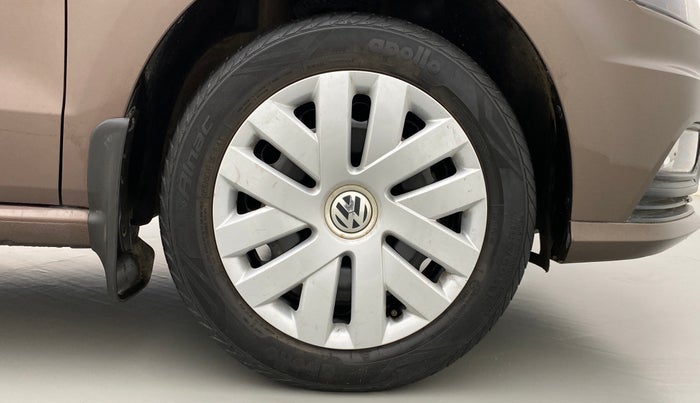 2017 Volkswagen Ameo COMFORTLINE 1.2, Petrol, Manual, 31,597 km, Right Front Wheel
