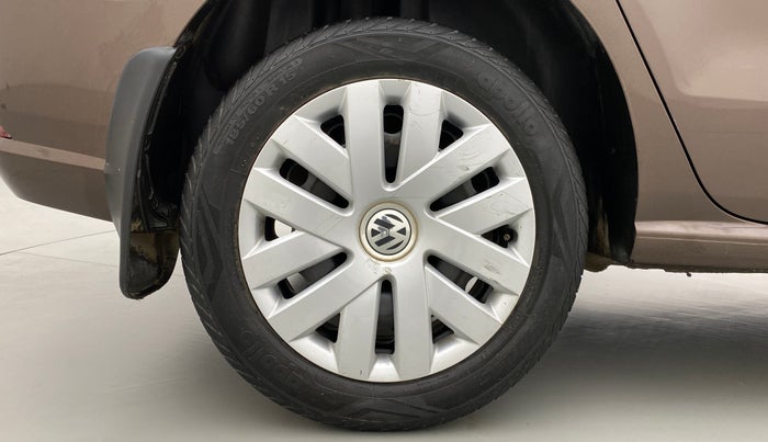 2017 Volkswagen Ameo COMFORTLINE 1.2, Petrol, Manual, 31,597 km, Right Rear Wheel