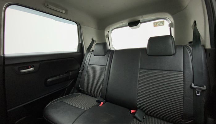 2021 Maruti New Wagon-R VXI 1.2, Petrol, Manual, 15,408 km, Right Side Rear Door Cabin