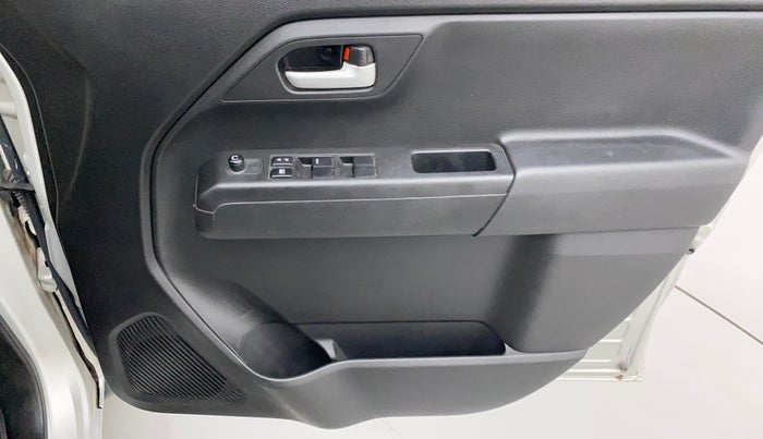 2021 Maruti New Wagon-R VXI 1.2, Petrol, Manual, 15,408 km, Driver Side Door Panels Control