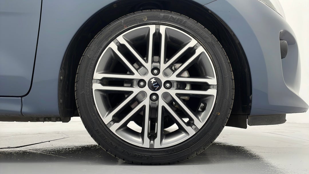 2020 Kia Rio Sport, Automatic, 35553 km, Right Front Wheel