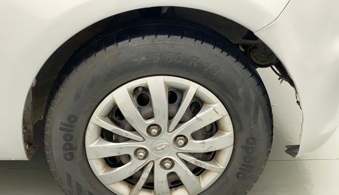 2016 Hyundai i10 SPORTZ 1.1, Petrol, Manual, 82,913 km, Right fender - Lining missing