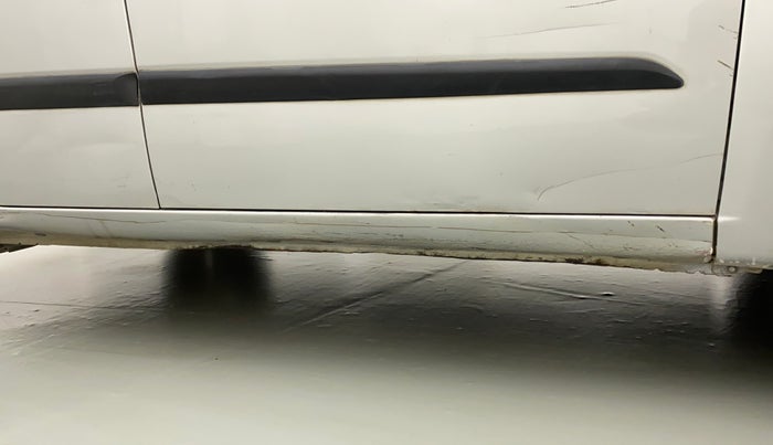 2016 Hyundai i10 SPORTZ 1.1, Petrol, Manual, 82,913 km, Right running board - Minor scratches