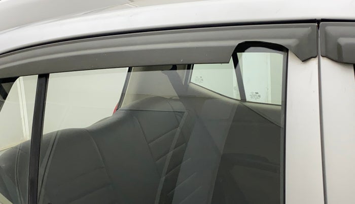 2016 Hyundai i10 SPORTZ 1.1, Petrol, Manual, 82,913 km, Right rear door - Door visor damaged
