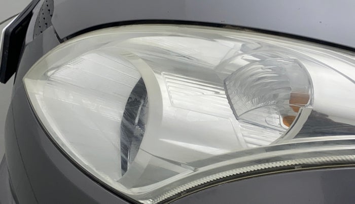 2011 Maruti Swift VXI, Petrol, Manual, 61,138 km, Left headlight - Faded