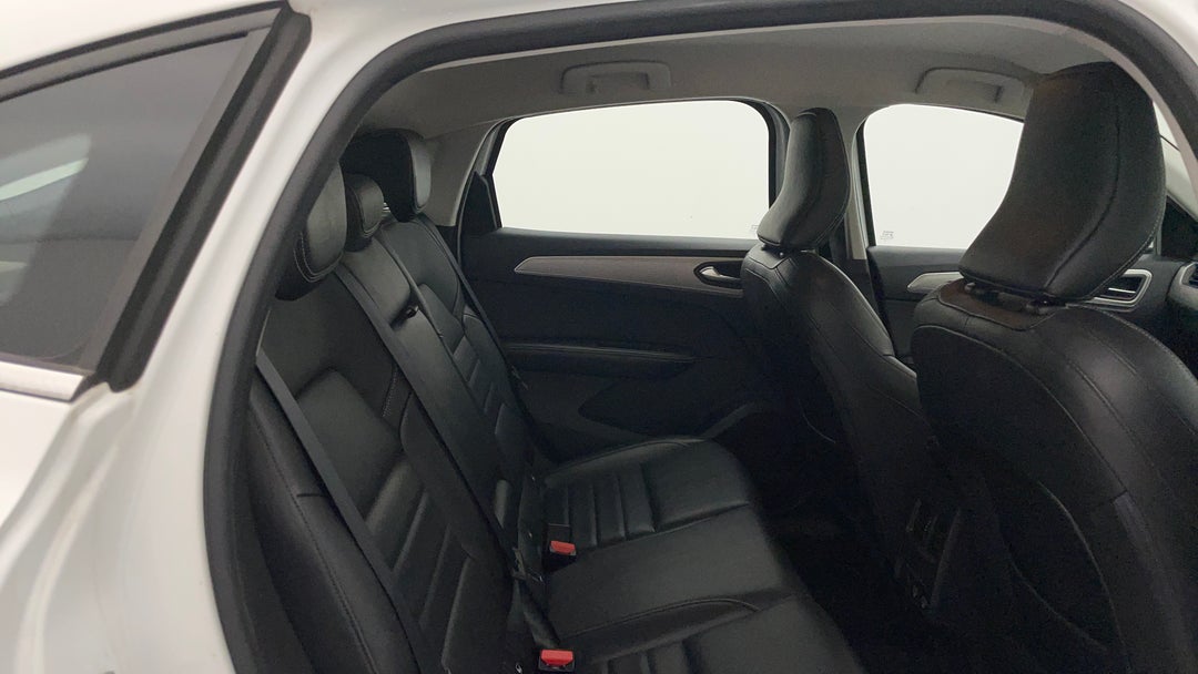 2023 Renault Arkana Zen, Automatic, 62451 km, Right Side Rear Door Cabin View