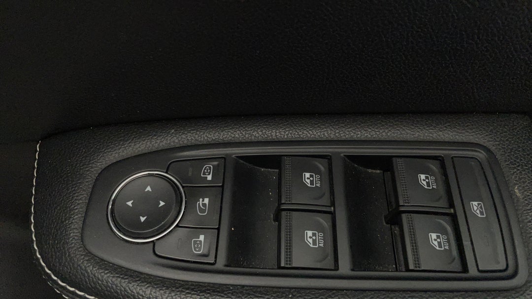 2023 Renault Arkana Zen, Automatic, 62451 km, Drivers Side Door Panel Controls