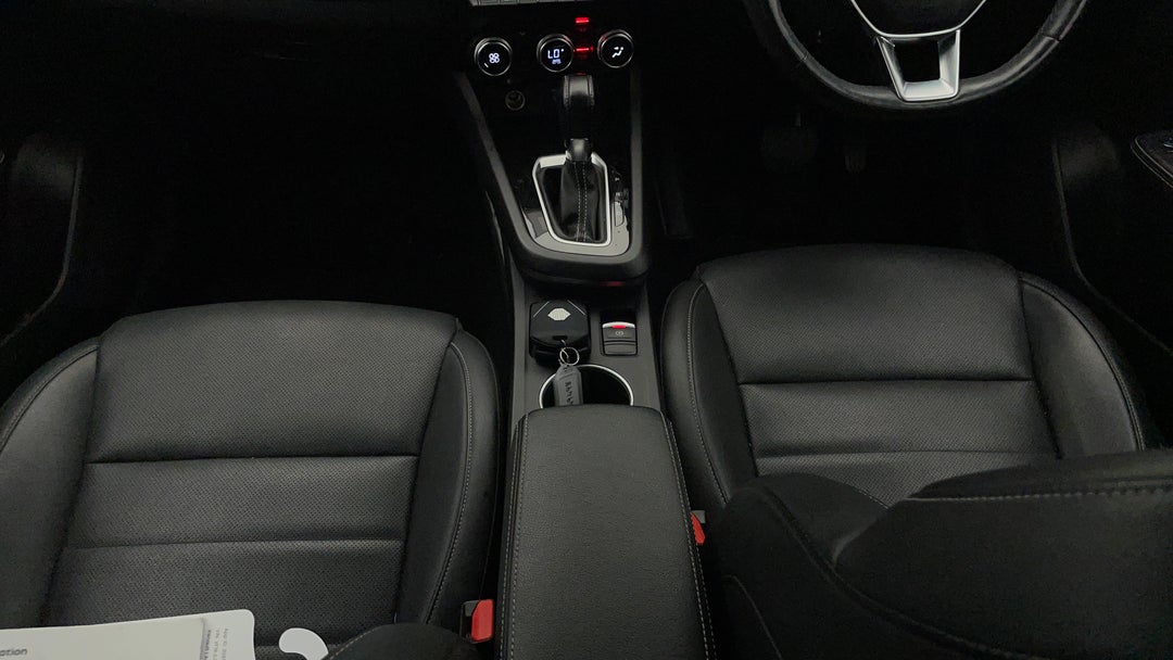 2023 Renault Arkana Zen, Automatic, 62451 km, Center Console