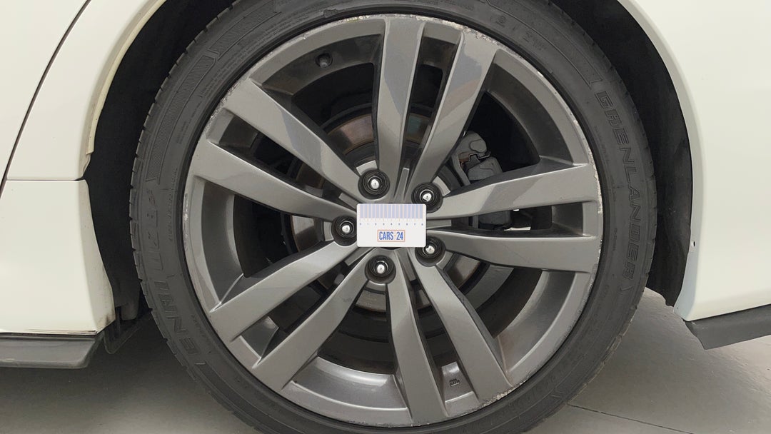 Wheels Rim Rear LHS Gutter Rash