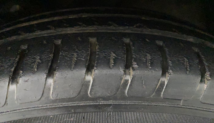 2018 Maruti Dzire VXI, Petrol, Manual, 66,879 km, Left Rear Tyre Tread
