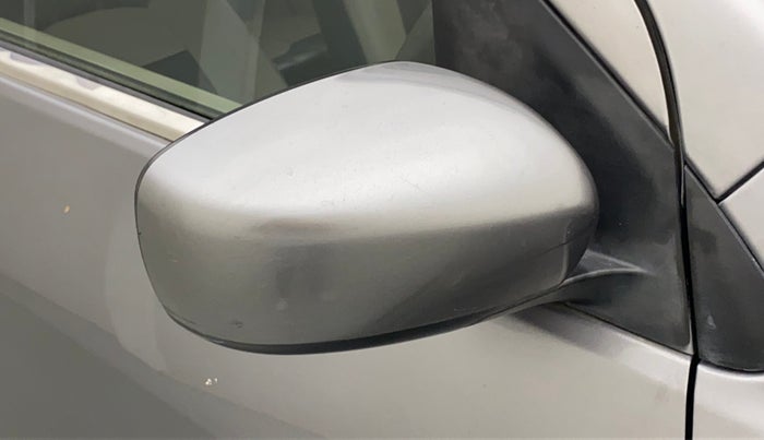 2018 Maruti Celerio VXI CNG, CNG, Manual, 79,923 km, Right rear-view mirror - ORVM knob broken and not working