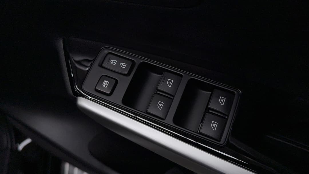 2023 Mitsubishi Pajero Sport Exceed (4WD) 7 Seat, Automatic, 22845 km, Drivers Side Door Panel Controls