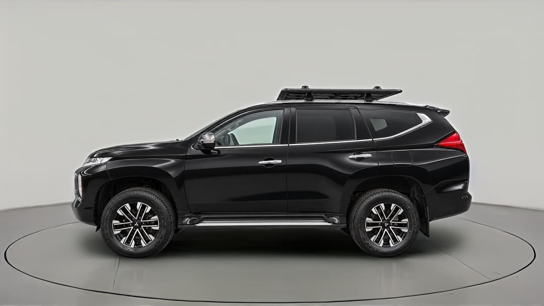 2023 Mitsubishi Pajero Sport Exceed (4WD) 7 Seat, Automatic, 22845 km, Left Side View