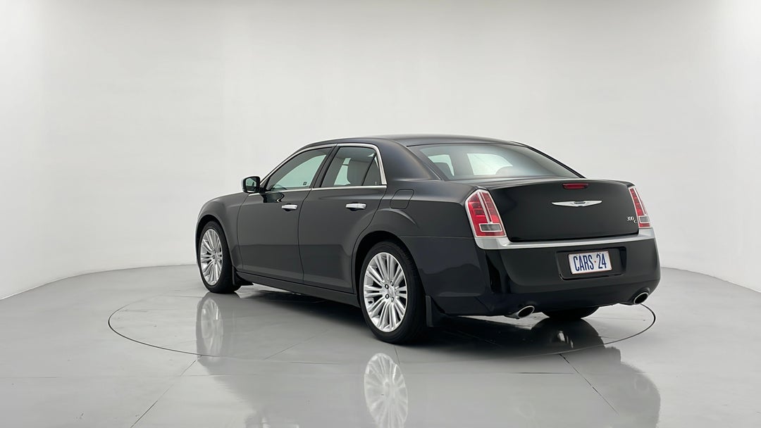 Left Back Diagonal (45- Degree) View