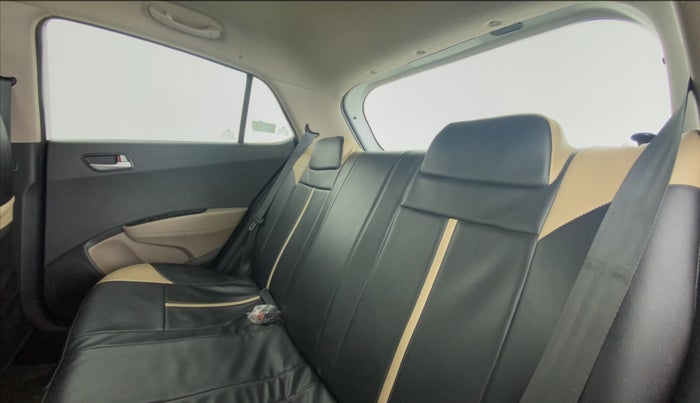 2014 Hyundai Grand i10 SPORTZ 1.2 KAPPA VTVT, Petrol, Manual, 96,601 km, Right Side Rear Door Cabin