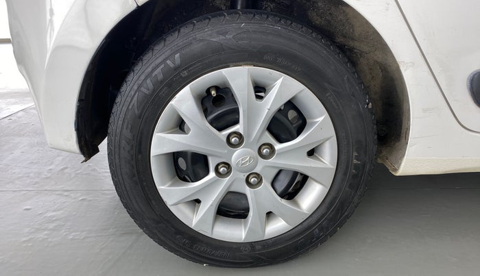 2014 Hyundai Grand i10 SPORTZ 1.2 KAPPA VTVT, Petrol, Manual, 96,601 km, Right Rear Wheel